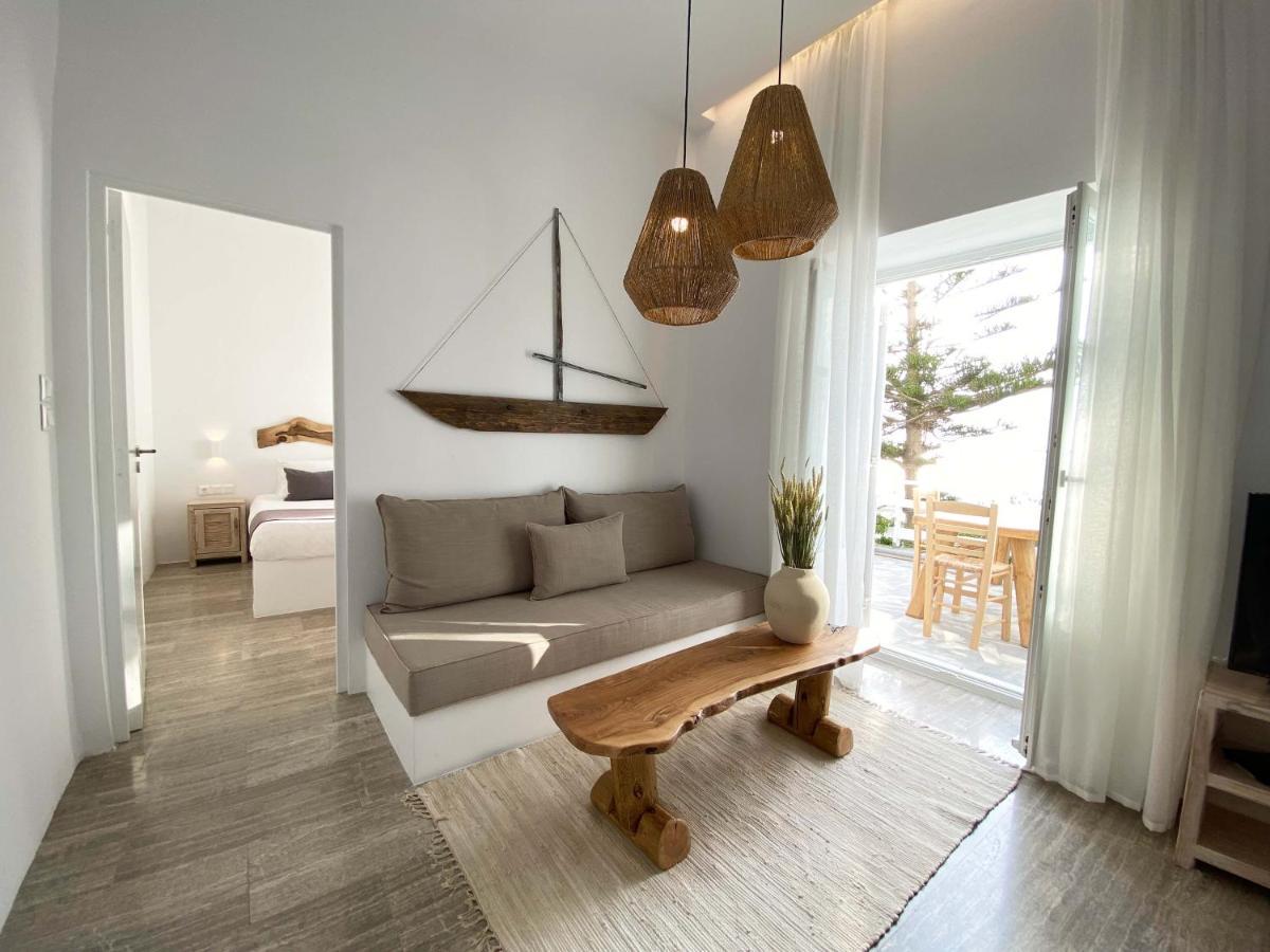 Lyra Seafront Apartment , Paroikia Town Center Exterior foto